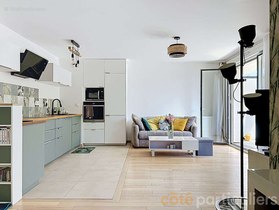 Appartement à SAINT-MAUR-DES-FOSSES