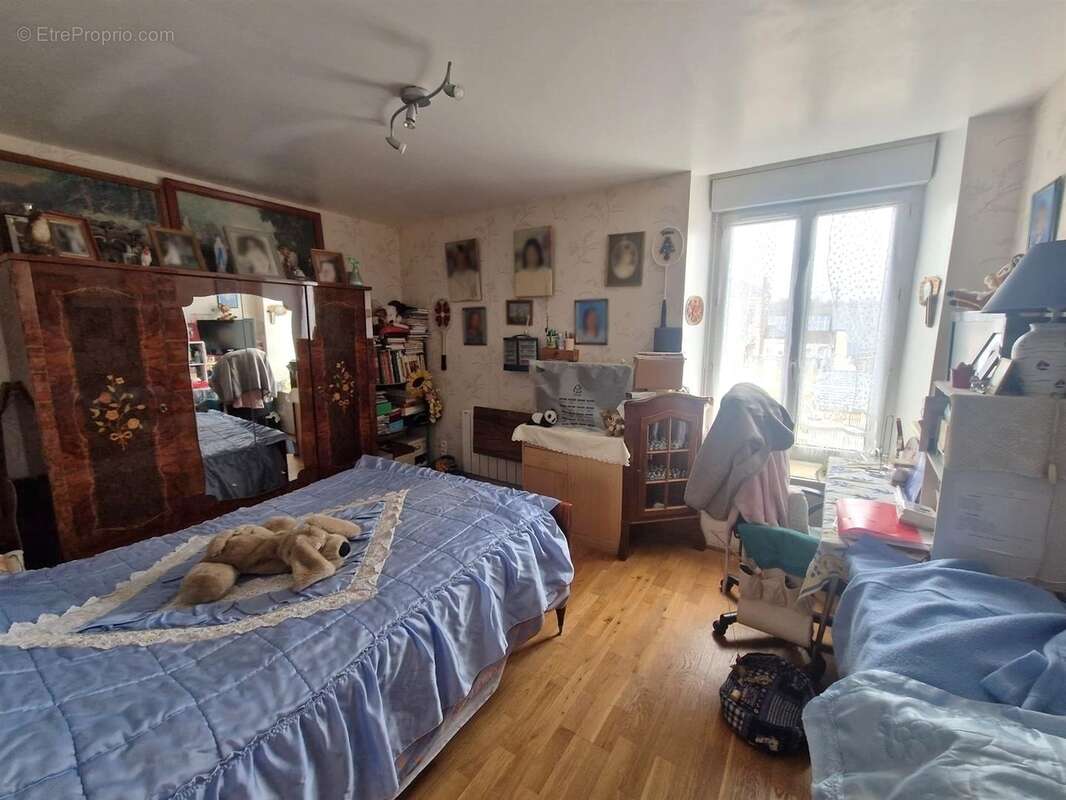 Appartement à SAINT-LUBIN-DES-JONCHERETS