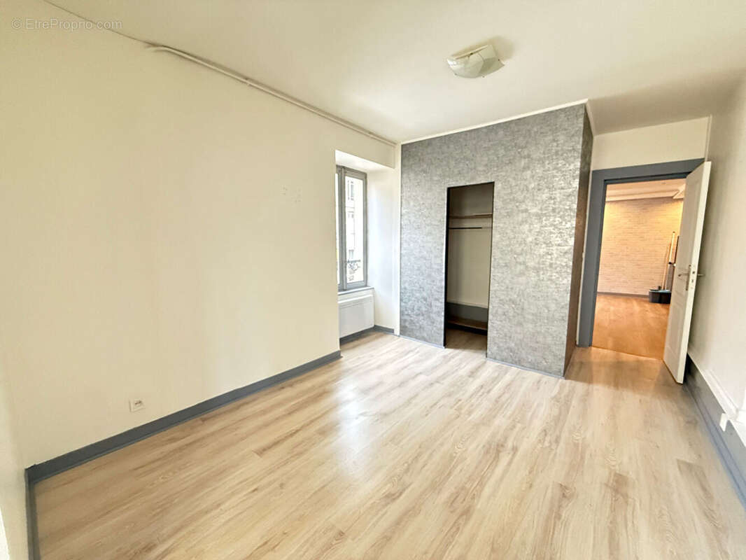 Appartement à LONS-LE-SAUNIER