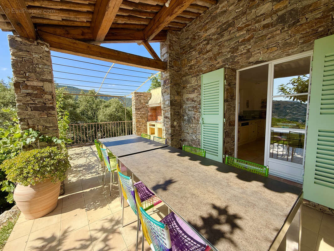 Maison à CAVALAIRE-SUR-MER