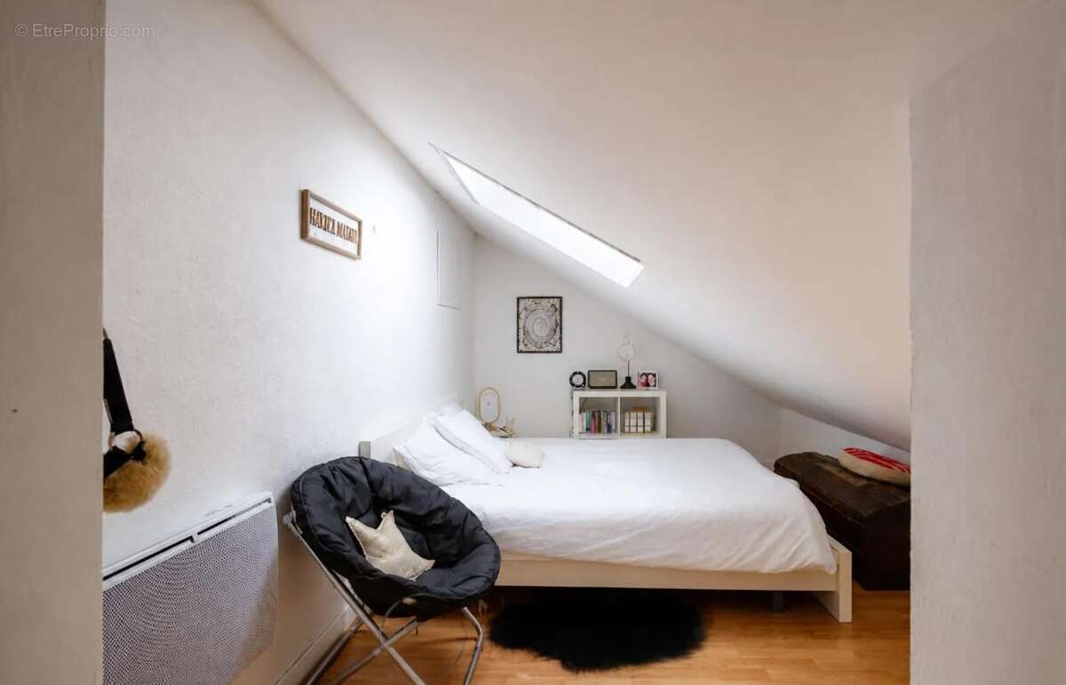 Maison de 8 pièces de 140 m² située à Four - photo 4