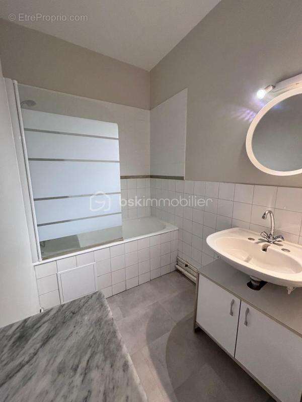 Appartement à SAINT-CYR-SUR-LOIRE