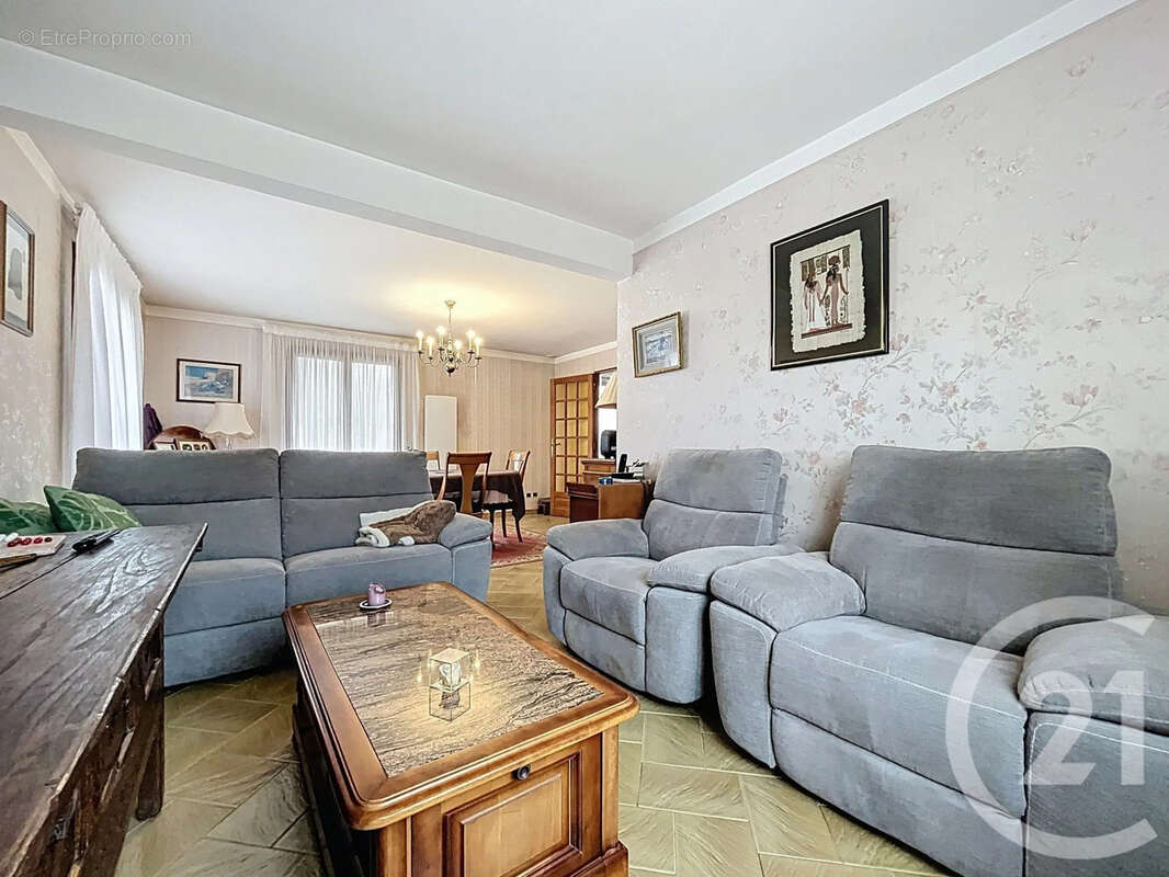 Maison à MORMANT