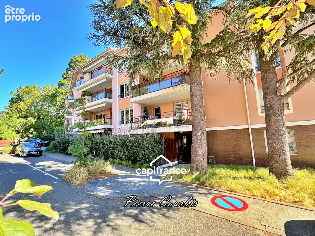 Appartement à CRAPONNE
