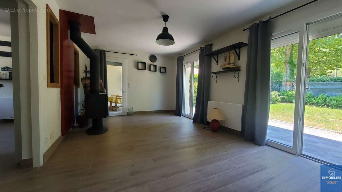 Maison T6 de 123 m2 rénovée en 2024 - parcelle de 660 m2 - photo 4