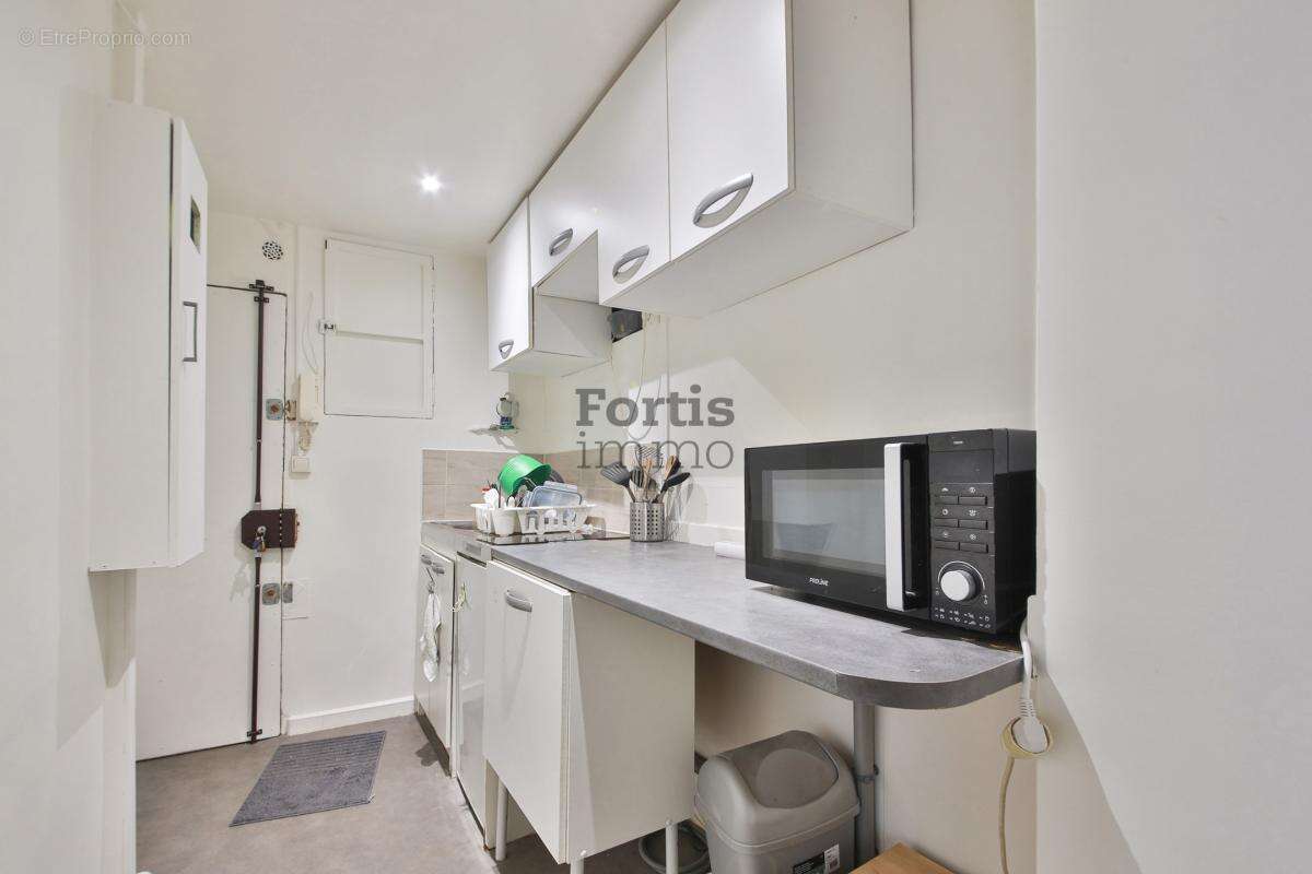 Appartement à PARIS-10E