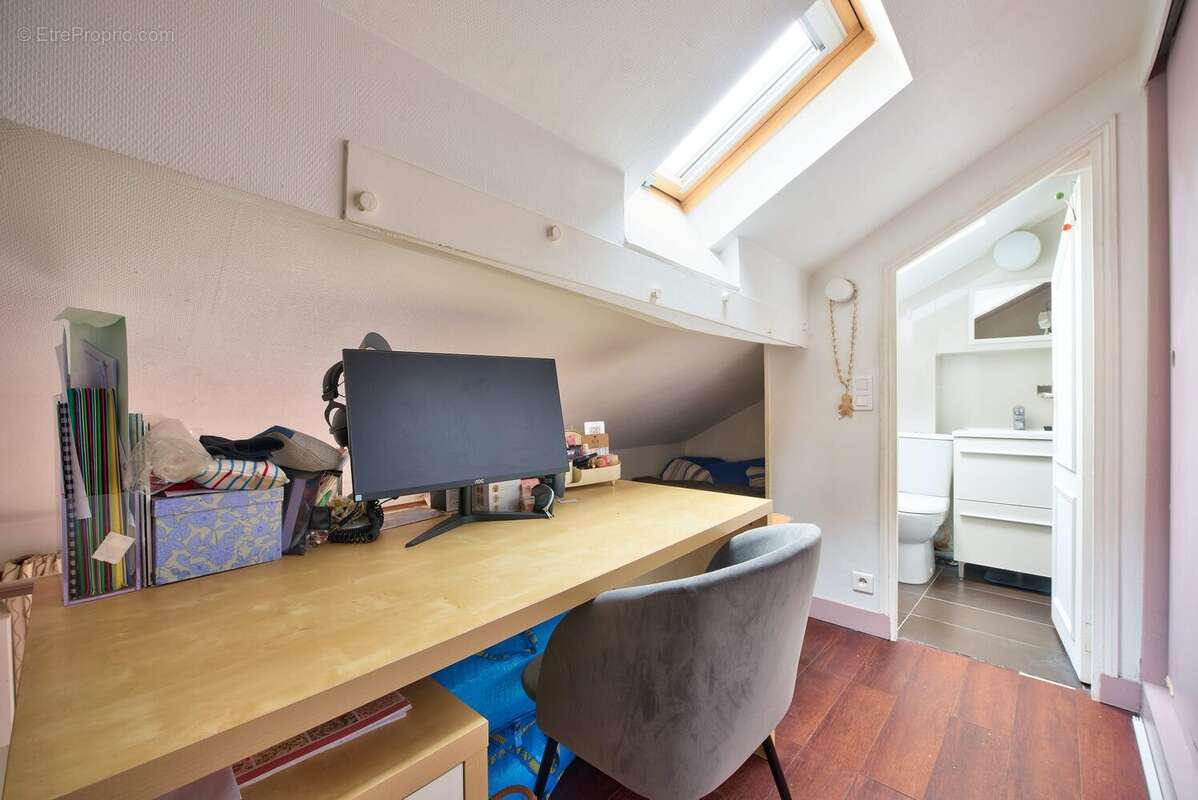 Appartement à PARIS-7E