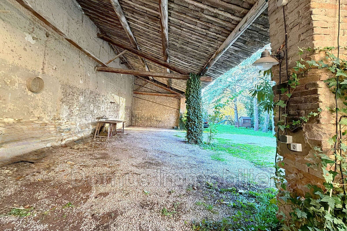 Maison à SAINT-SATURNIN-LES-AVIGNON