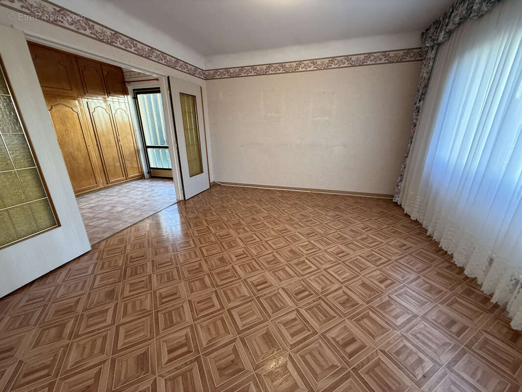 Maison individuelle 6 pièces de 115 m2 avec sous-sol - photo 7