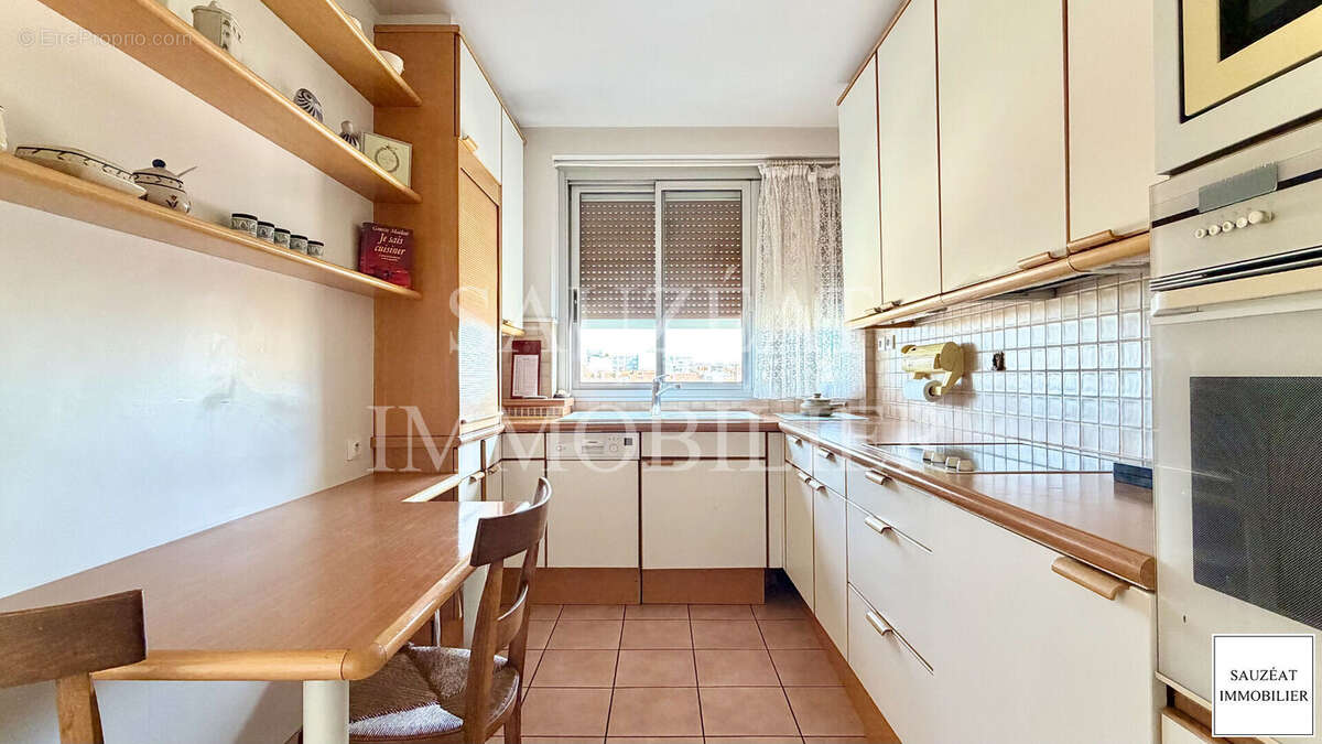 Appartement à MONTROUGE