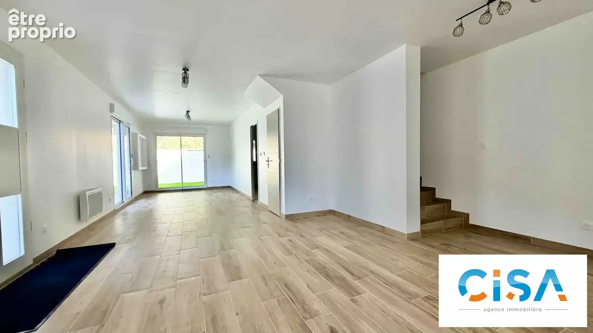 Maison 5 pièces 106 m² à vendre à Bury (60250) - photo 2