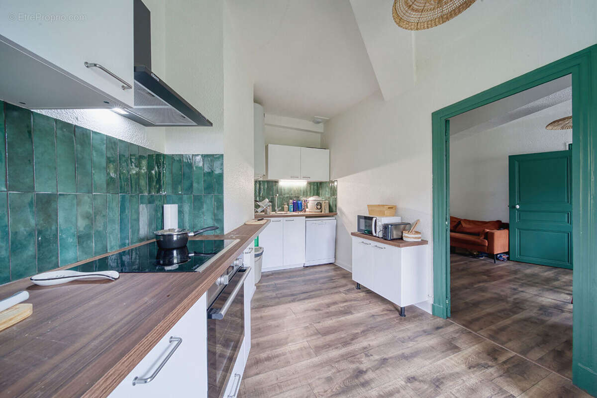 T2 54 m² + greniers amenageables -voiron - photo 4