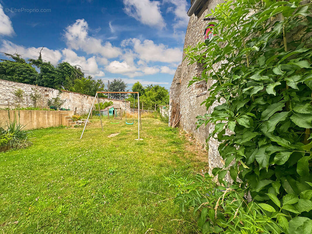 Maison à LA FALAISE