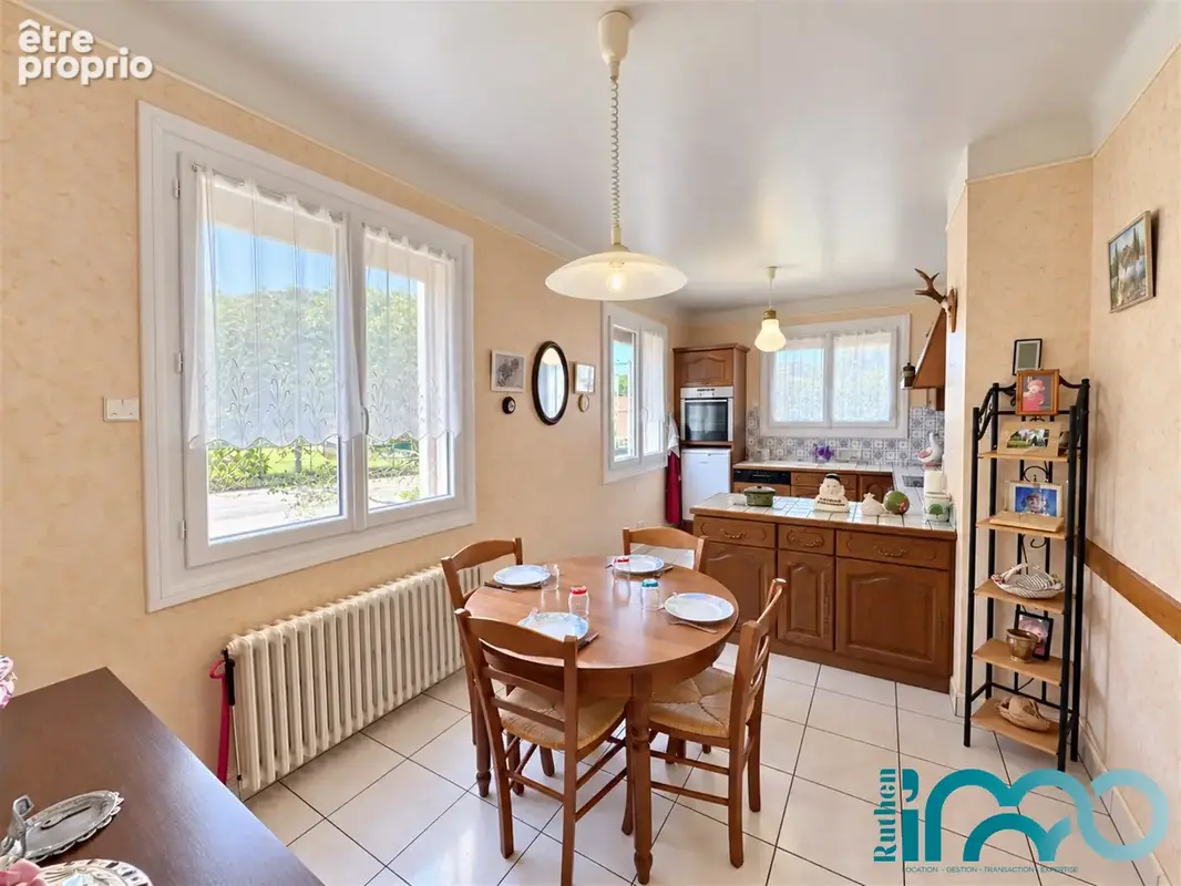 Maison 8 pièces 240 m² à vendre à Salles-La-Source (12330) - photo 9