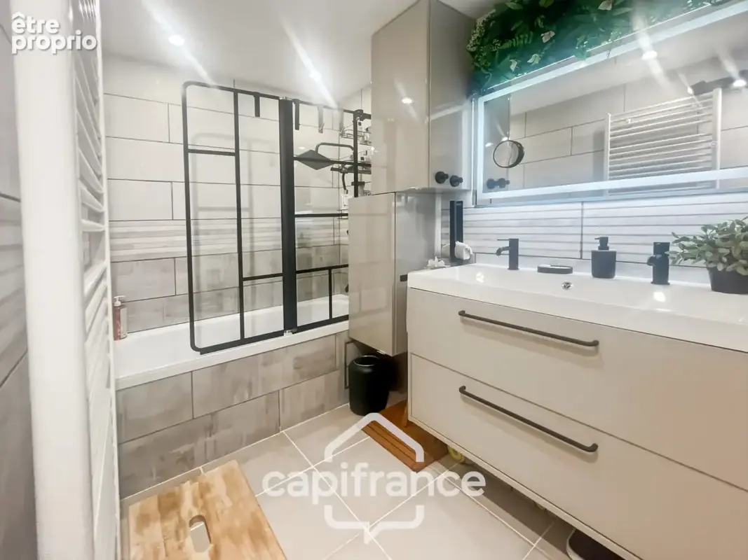 Appartement à vendre 4 pièces LA SEYNE SUR MER (83), grand T4 de 81m2 - Loggia -  Cave - photo 15