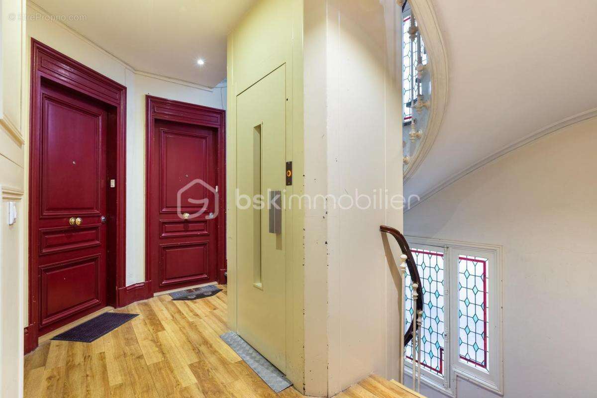 Appartement à PARIS-12E