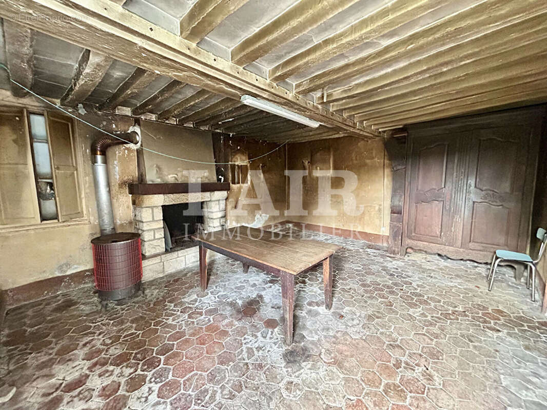 Maison à SAINT-CHRISTOPHE-LE-JAJOLET