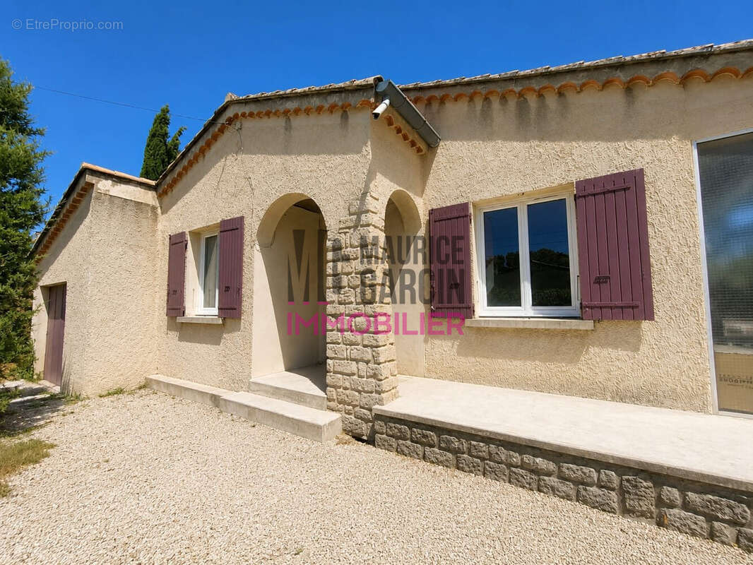 Maison 73 m² à Carpentras  - photo 3
