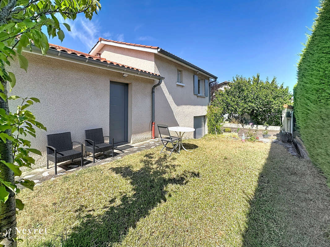 Maison individuelle - 88m2 - Parcelle de 617m2 - Garage - photo 5