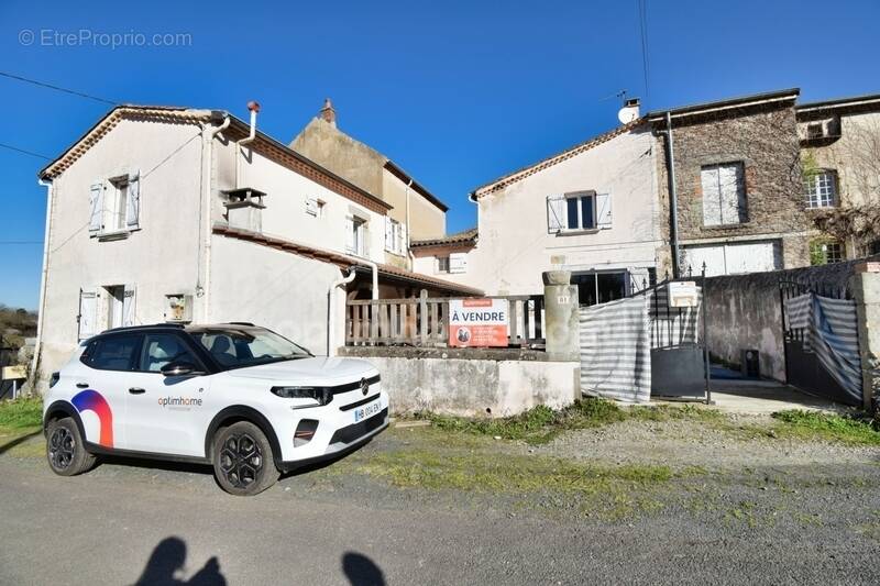 Maison à FAYET-LE-CHATEAU