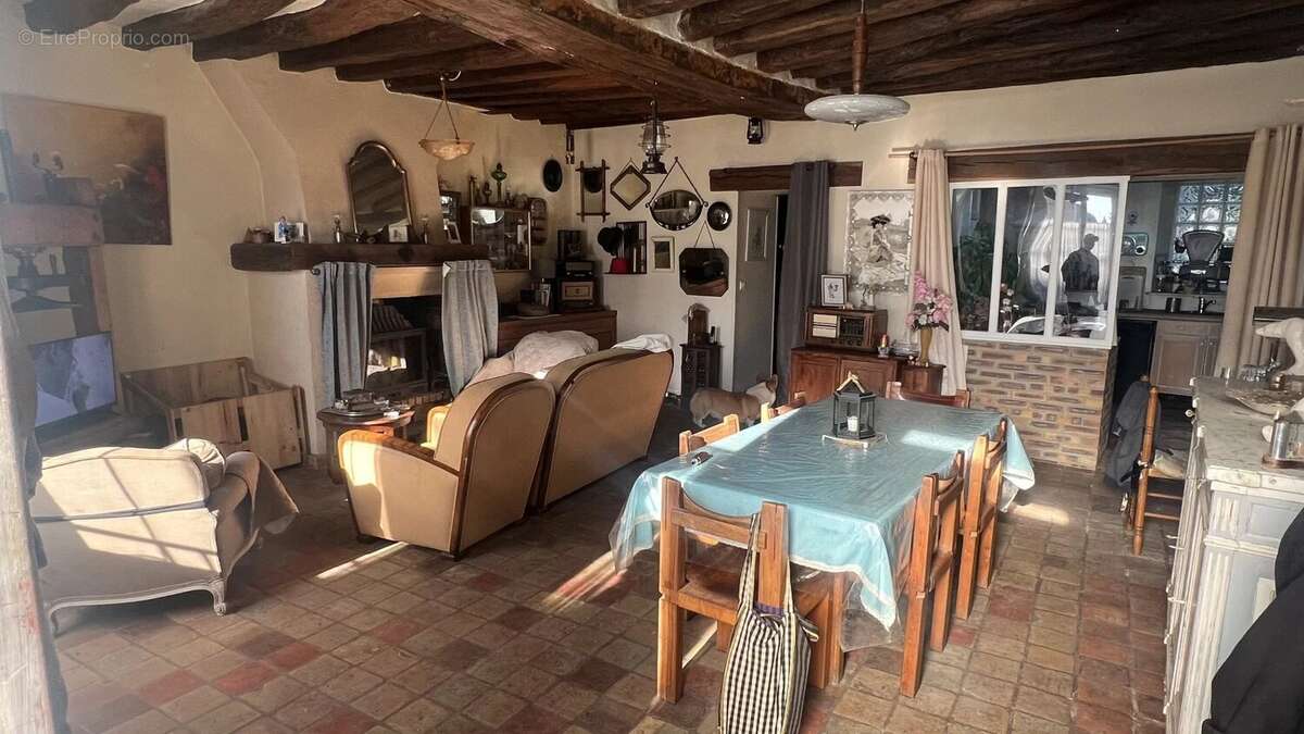 Maison à MILLY-LA-FORET