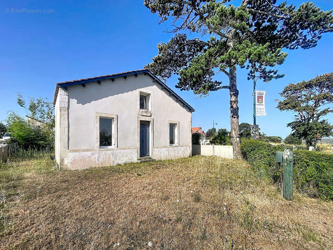 Maison à PORT-DES-BARQUES