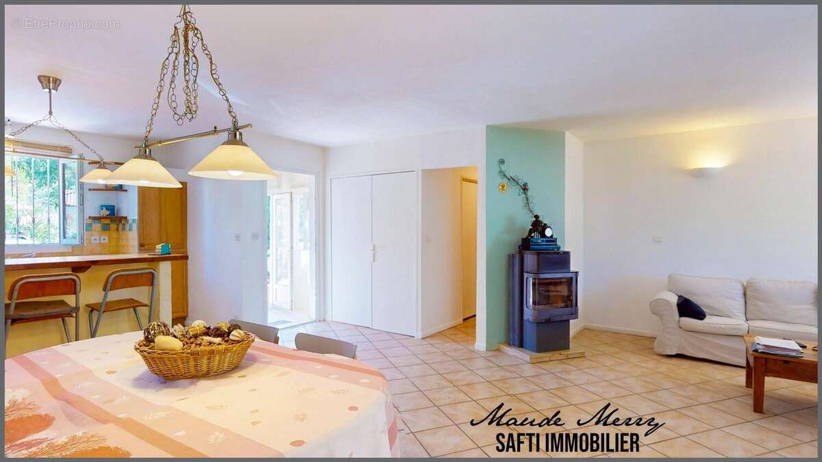 Photo 3 - Maison à GAREOULT