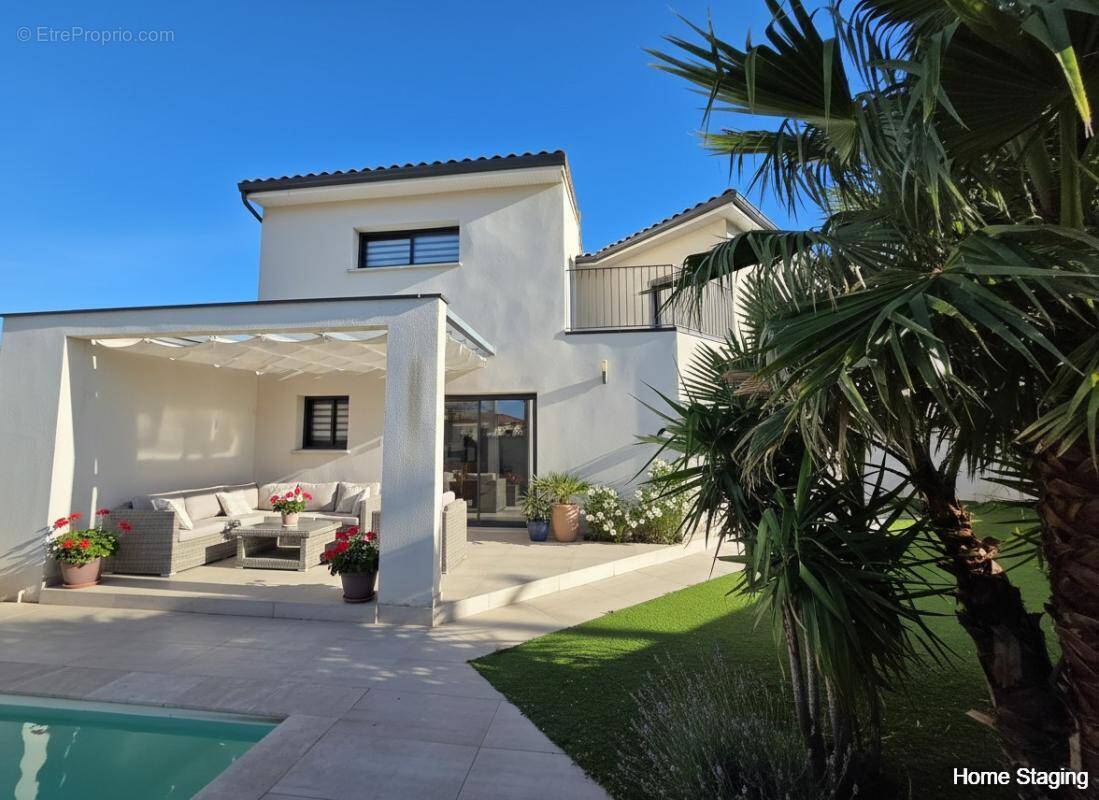 Maison à MONTELIMAR