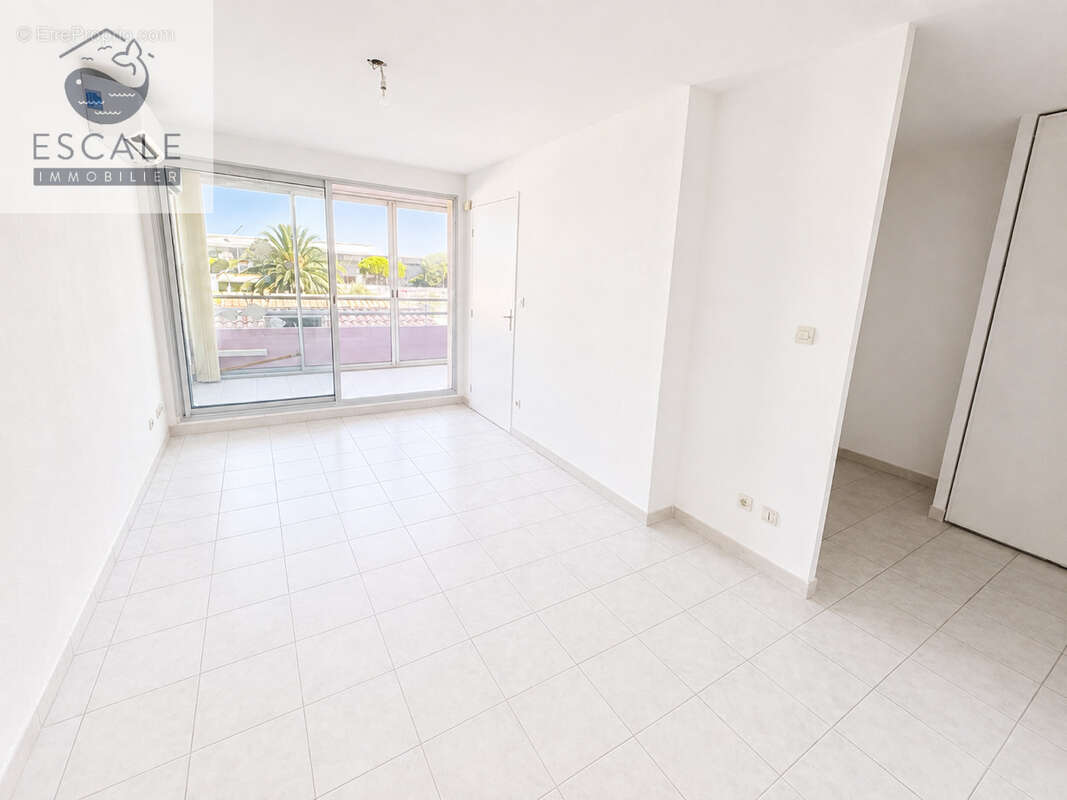 Vente type 2 cabine + garage en sus quartier les quilles a sete - photo 5