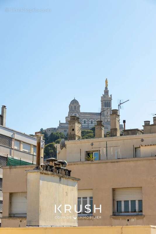 Appartement à MARSEILLE-6E