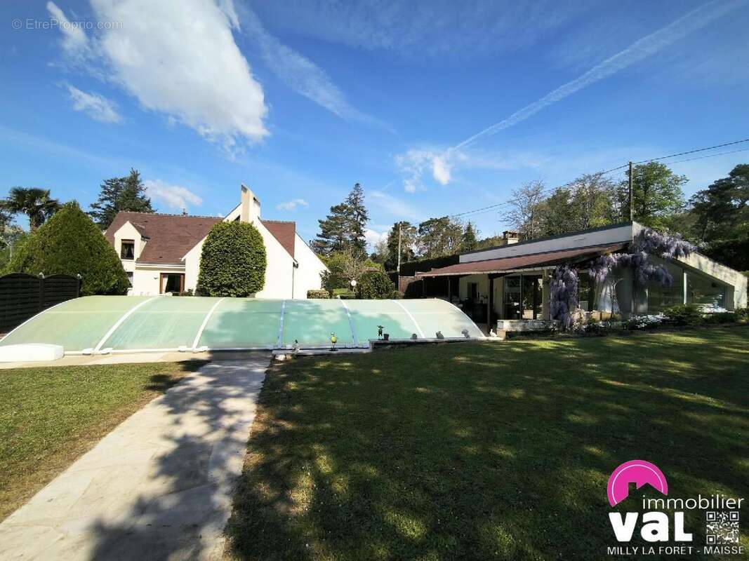 Maison 203 m² à Le Vaudoue  - photo 13