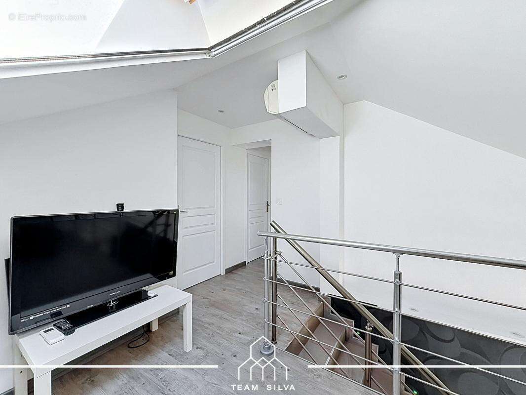 Maison 125 m² à Ternay  - photo 36