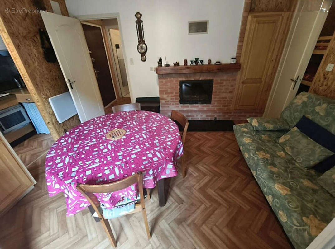 Appartement à LES ANGLES