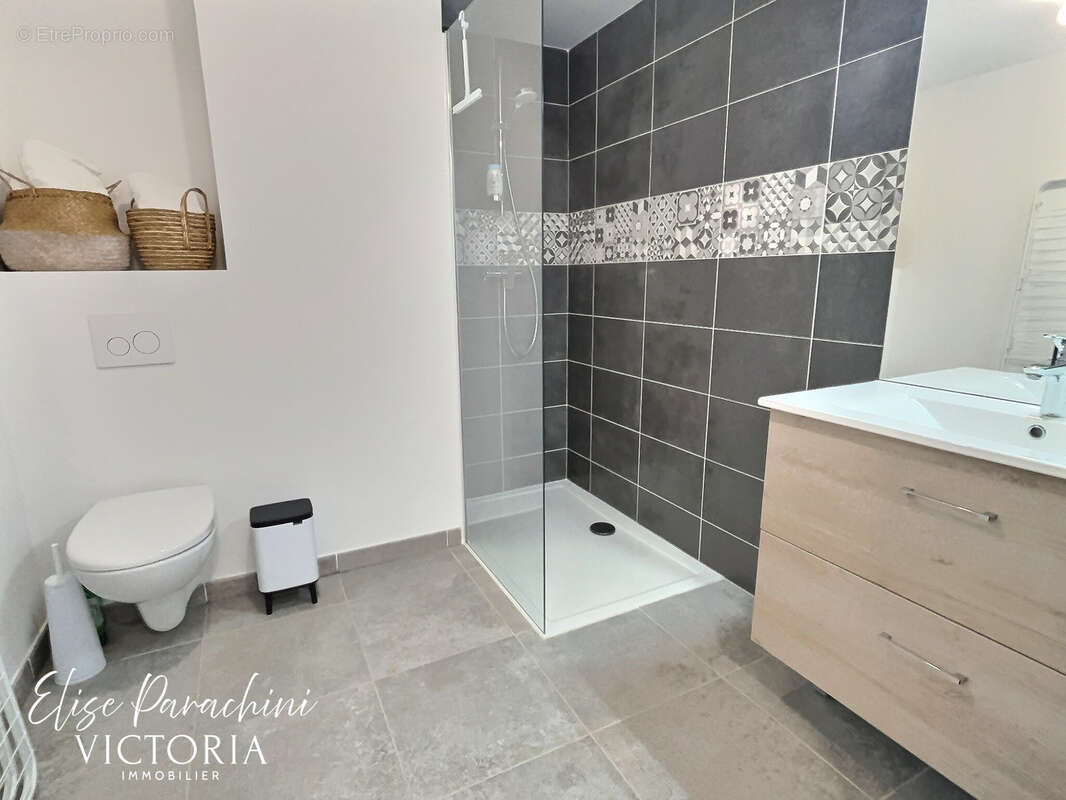 Appartement à HYERES