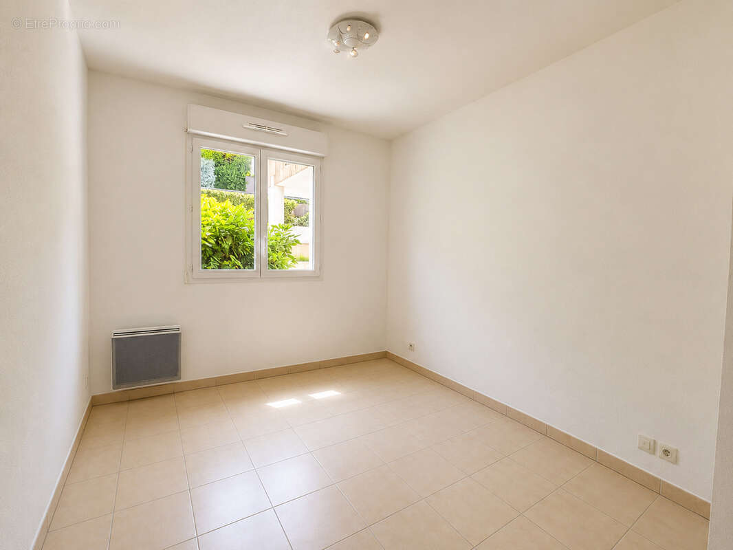 Appartement à LA COLLE-SUR-LOUP