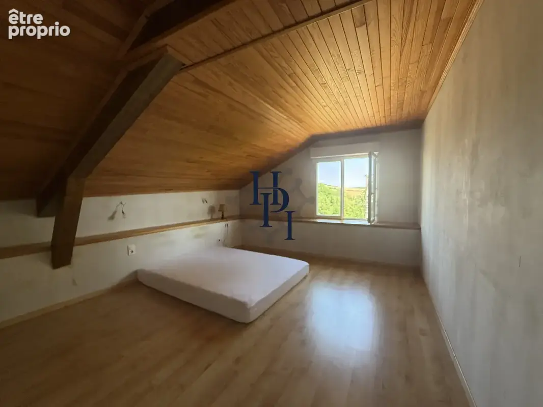 Vente Maison avec dépendances et terrains Montaigut - photo 11
