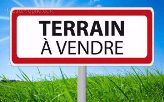 Terrain à BETTON