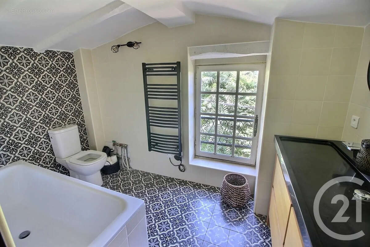 Maison à LE ROURET