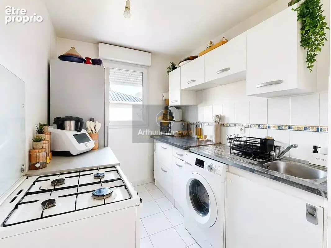 Appartement à CHANTELOUP-LES-VIGNES