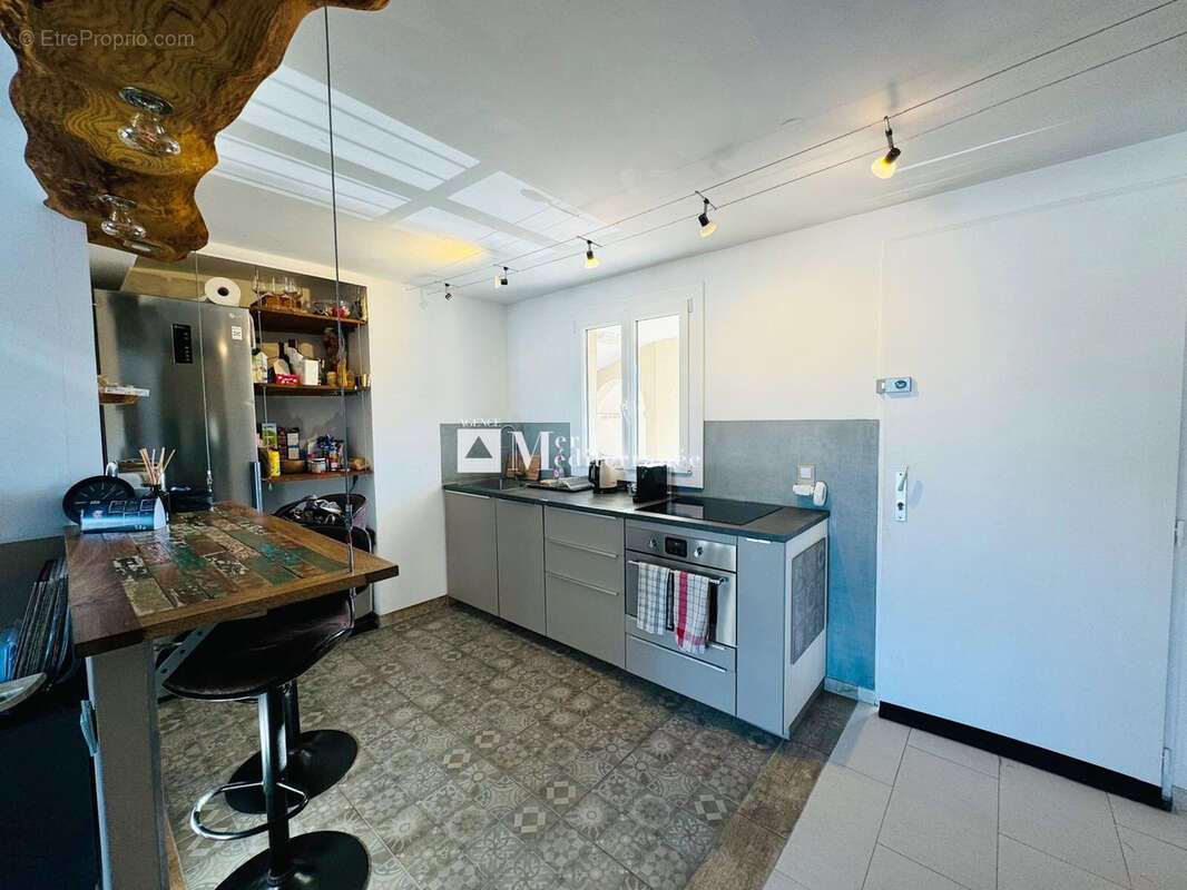 Appartement à COGOLIN