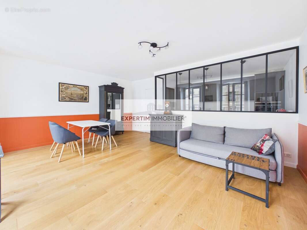 Appartement à VERSAILLES