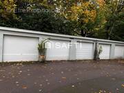 Photo 1 - Parking à DIJON