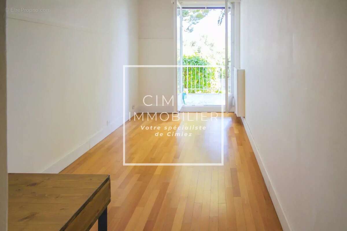Appartement 74 m² à Nice  - photo 7