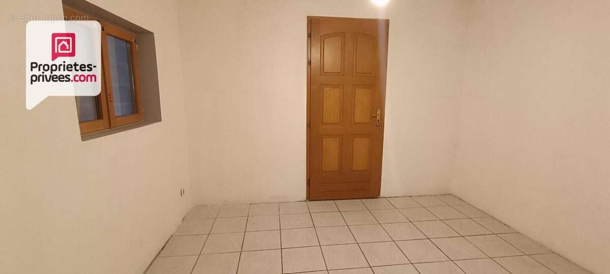 Maison 185 m2 et bâtiment annexe - photo 10