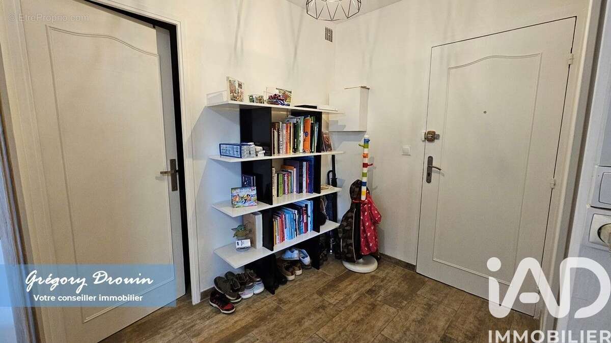 Photo 9 - Appartement à VAUX-LE-PENIL