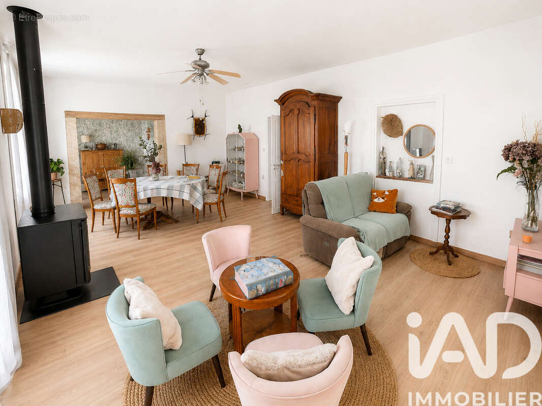 Maison 213 m² à Boudou  - photo 8