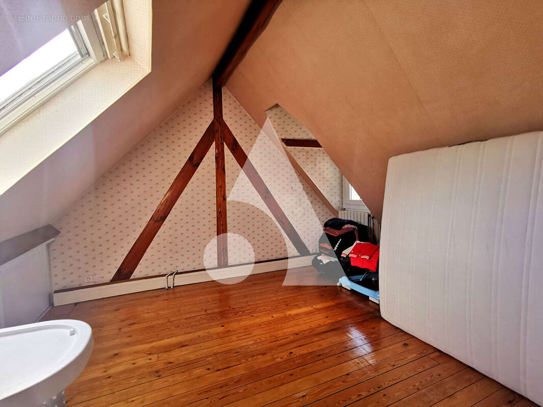 Maison à MONTIGNY-LES-CORMEILLES