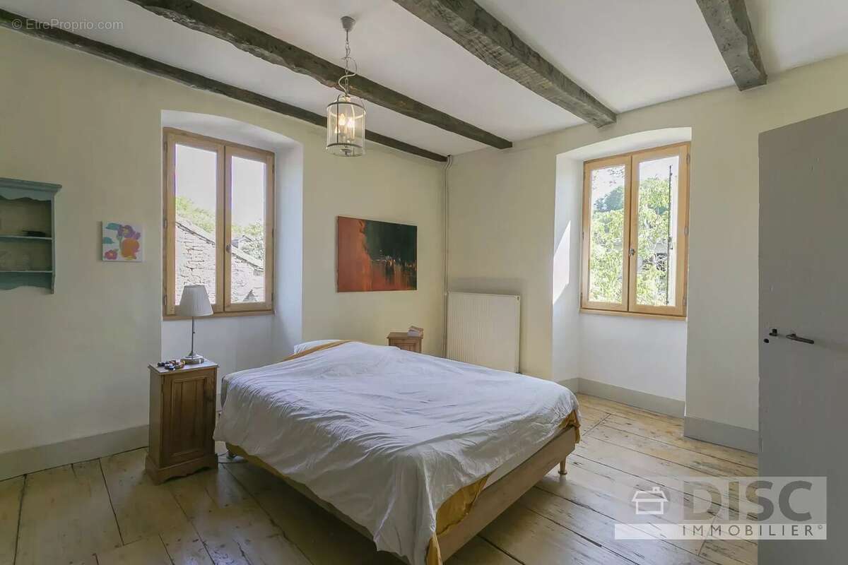 Charmante maison de village avec jardin, grande grange, cour intérieure et chapelle restaurée - photo 13