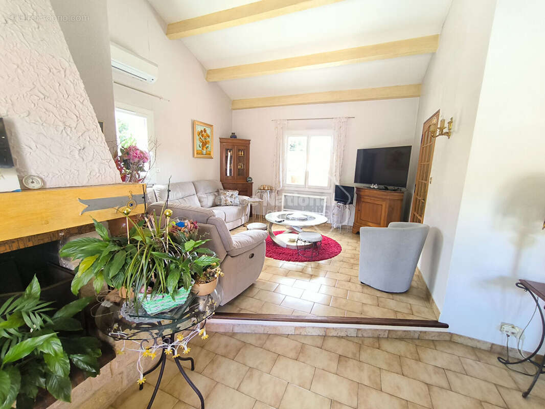Maison à LORIOL-DU-COMTAT