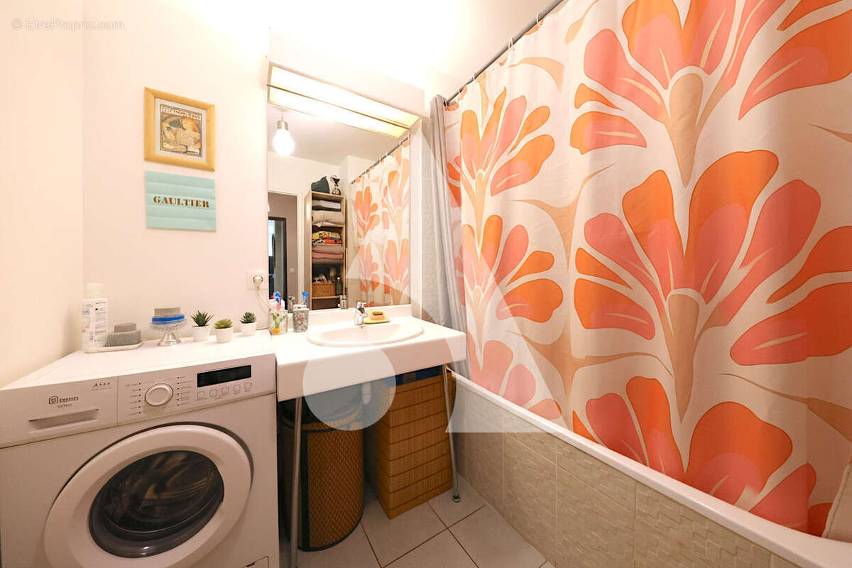 Appartement à CORBEIL-ESSONNES